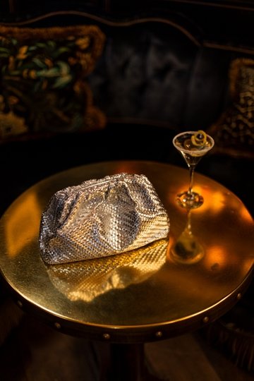 Kimpton Partners with Anthropologie to Alleviate Travel Wardrobe Pack-xiety Anthro x Kimpton Concierge 11
